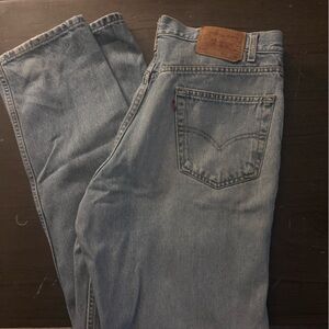 Levi’s 550